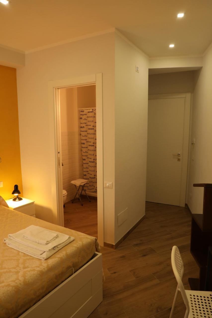 Affittacamere Arte Nei Colori Rom Exteriör bild
